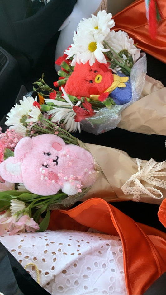 BTS Single Plushie Customized Bouquets